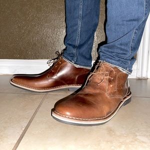Steve Madden lace up boots (MEN)
